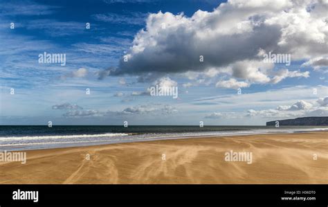 Shifting Sands On Hunmanby Beach North Yorkshire Stock Photo Alamy