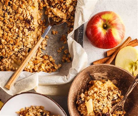 Healthy Apple Cinnamon Breakfast Bars - The Healthy Treehouse