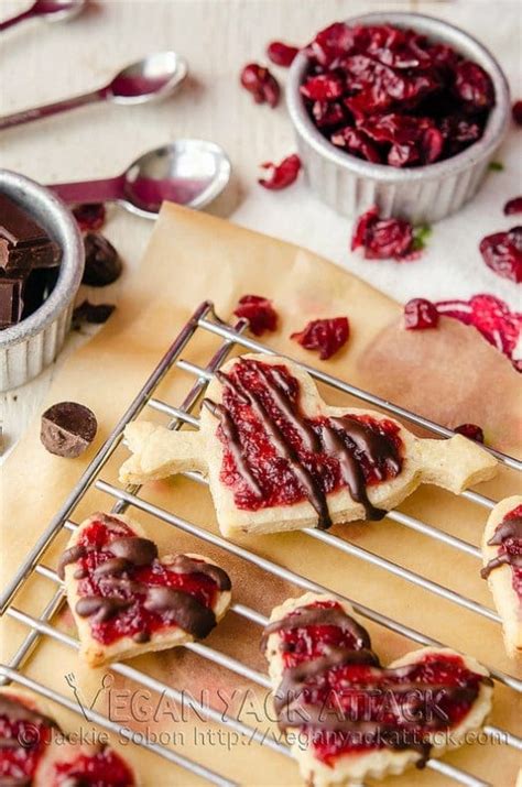 20 Vegan Valentines Cookies To Try This Year Lynsire