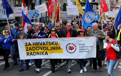 Slobodna Dalmacija Sindikati Odbili Vladinu Ponudu Najavljuju