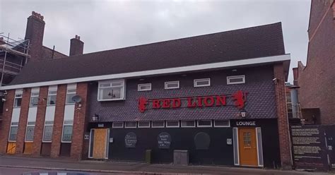 Inside Abandoned Stoke On Trent Pub Where Robbie Williams Grew Up