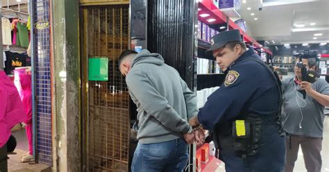 La Naci N Cde Empleado De Una Tienda Fue Detenido Tras Asaltar A