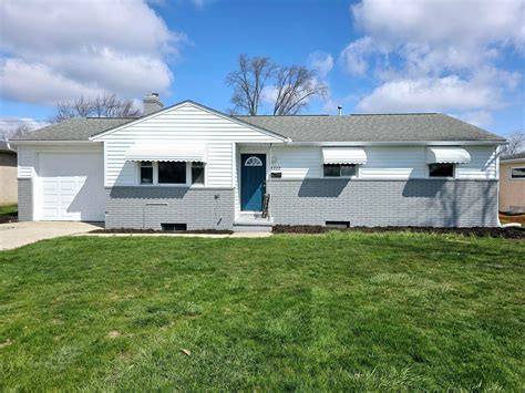 3222 Briggs Rd, Columbus, OH 43204 - MLS 224008590 - Coldwell Banker