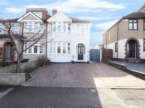 3 Bed Semi Detached House For Sale In Chastilian Road Dartford Kent