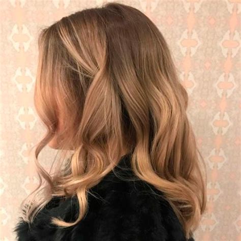 Il Colore Di Capelli Adatto A Tutte Le Stagioni Il Biondo Nude