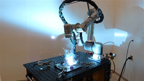 Vectis Automation Launches Cobot Welder Powered By Universal Robots