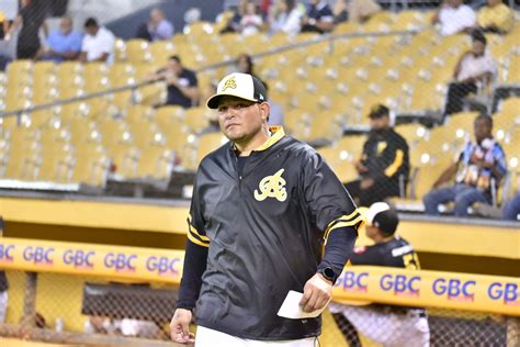 Yadier Molina La misión es hacer ganadoras a las Águilas Águilas