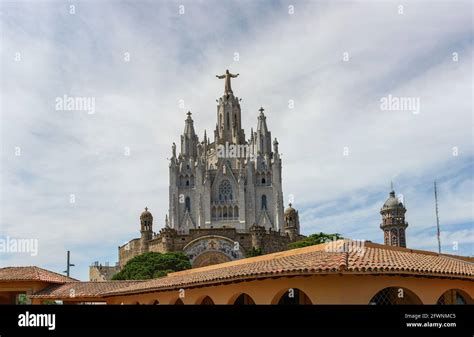 Famous Temple Of Sacred Heart Of Jesus Expiatori Del Sagrat Cor On