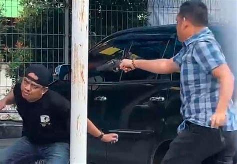 Fakta Oknum Polisi Di Palembang Tembak Debt Collector Nomor Bikin