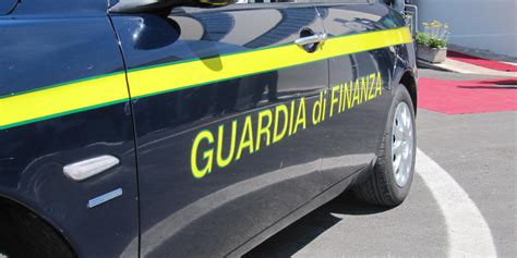 Guardia Di Finanza Concorso Per Allievi Ufficiali I Requisiti Il