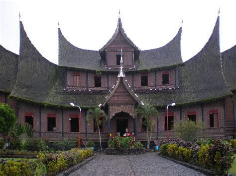 Pagaruyung Palace In Bukittinggi Sumatra Replica Of A For Flickr