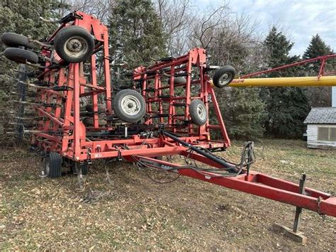 Case Ih Tiger Mate Ii 50’ Field Cultivator With 4 Bar Coil Tine Harrow Double Fold Fragodt