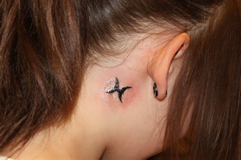 Update More Than 67 Pisces Tattoo Behind Ear Latest In Coedo Vn