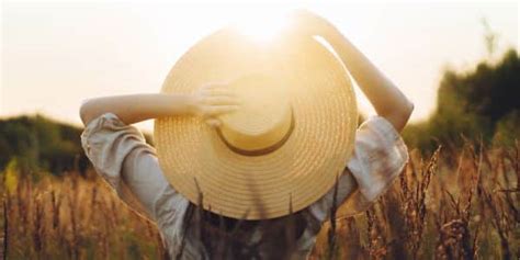 Benefits Of Wearing Hats During The Summer