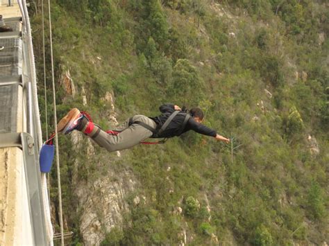 Bloukrans Bridge Bungee Jump: one of the scariest experiences of my life!