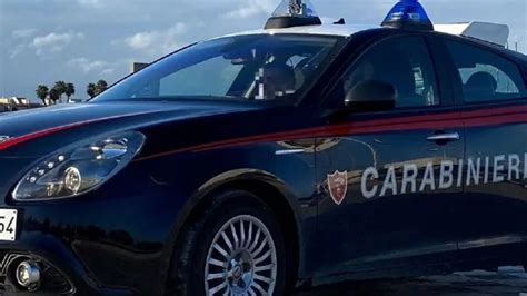 Femminicidio In Veneto Uccide La Moglie A Colpi Di Bottiglia