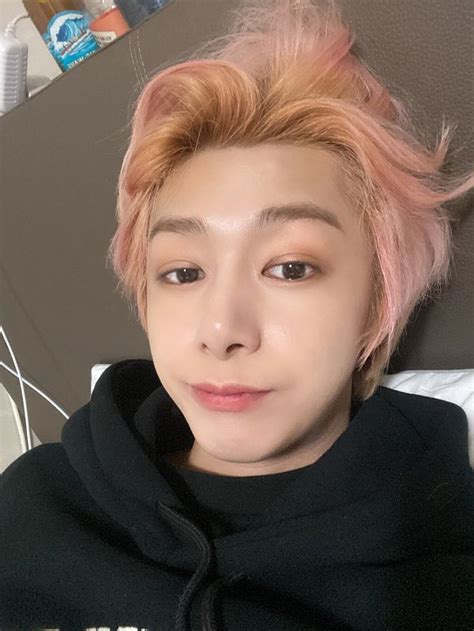 Monsta X Fancafe Photos On Twitter Monsta X Hyungwon Monsta X Hyungwon