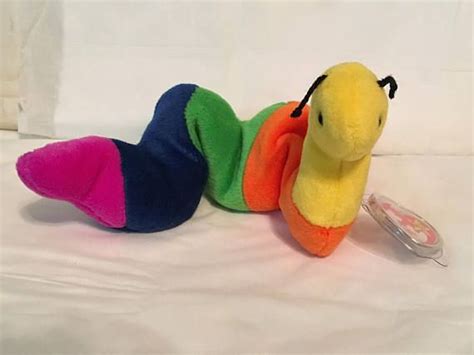 TY Beanie Baby INCH The Worm Pristine With Mint Tags Style 4044 PVC