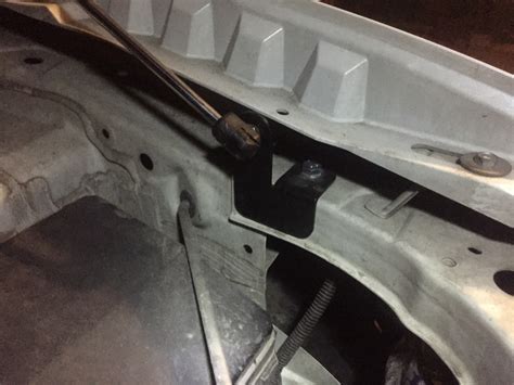 Гидравлические упоры капота для ASX — Mitsubishi ASX, 2 л, 2010 года ...