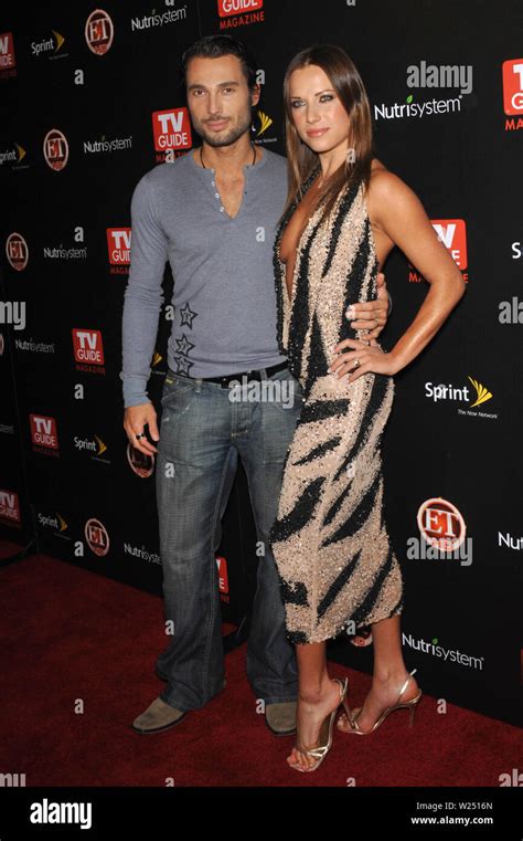 Los Angeles Ca November 11 2009 Edyta Sliwinska And Husband Alec Mazo At Tv Guide Magazine S