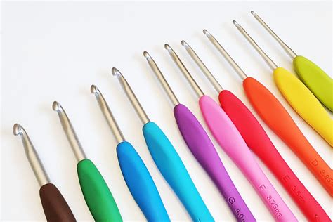 The Top Ergonomic Crochet Hooks To Buy Looped And Knotted