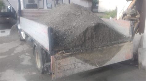 Transport Beton Nisip Pietri Materiale De Constructii Pamant Vegetal