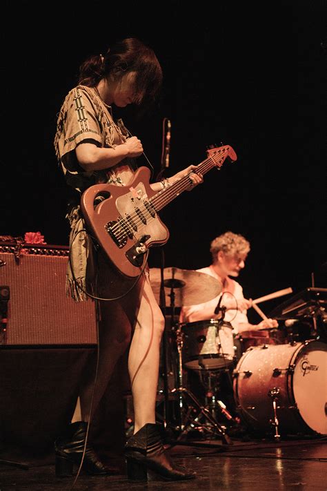 Barrag N La Arquitectura Sonora De Blonde Redhead