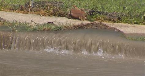 Arlington Crews Fix 4 Of 6 Water Main Breaks Cbs Texas