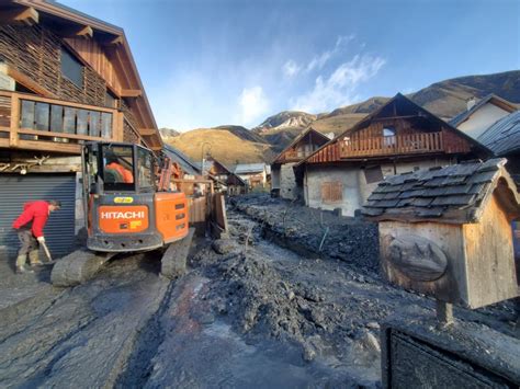 Saint Sorlin Darves Coul E De Boue En Savoie La Ni Me Vague A