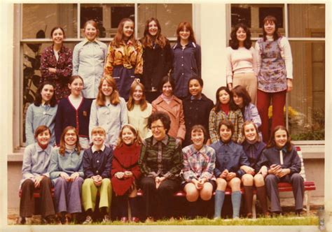 Photo De Classe Classe De Me De Institution Gay Copains D Avant