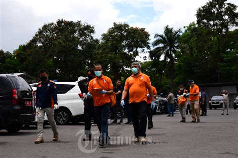 Mabes Polri Lakukan Olah TKP Tragedi Kanjuruhan Foto 3 1941589