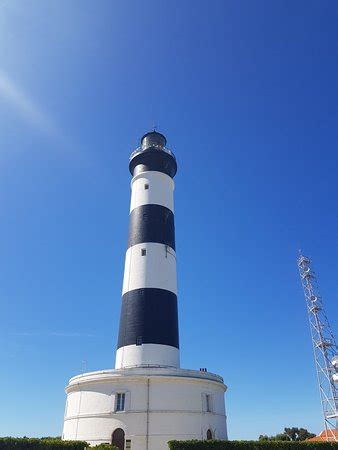 Le Phare De Chassiron Saint Denis D Oleron Ce Qu Il Faut