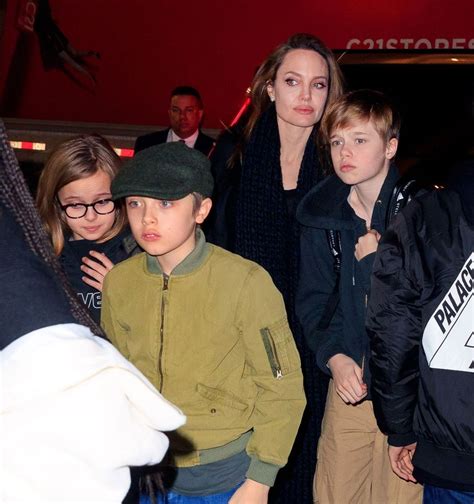 Angelina Jolie Flâne à New York Avec Ses Enfants Qui Ont Bien Grandi