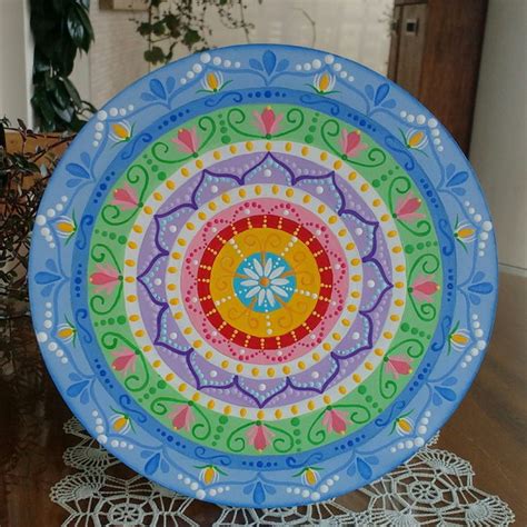 MANDALA VIBRACIONAL EQUILÍBRIO DOS CHAKRAS Pintada a mão