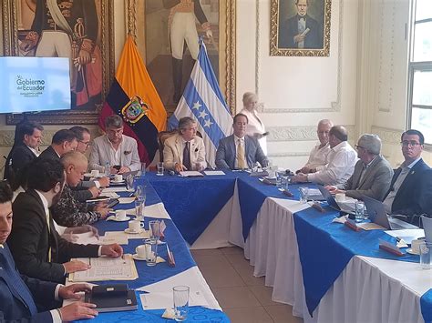 Doce Alcaldes De Ecuador Ya Cuentan Con Resguardo Policial Peri Dico