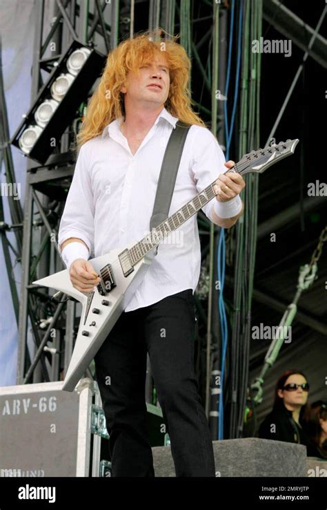 Dave Mustaine De La Banda Estadounidense De Heavy Metal Megadeth Act A