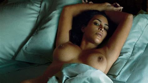 Smashing Kim Kardashian Naked For Gq Magazine 6 Photos Kim
