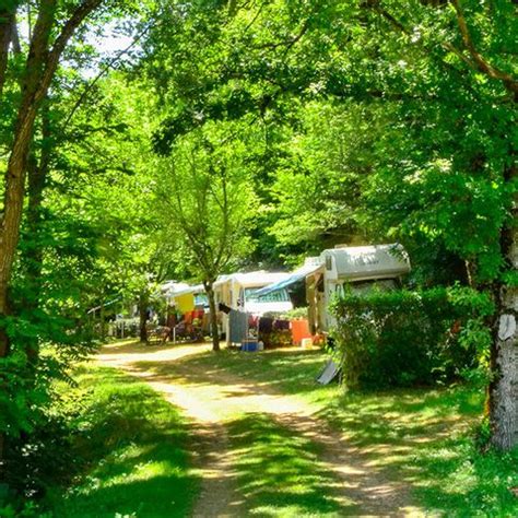 Camping Les Terrasses Du Lac In Pont De Salars Ruime Keuze