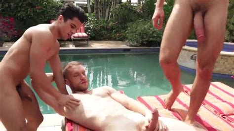 Cavalo Gay Transando Dois Amigos No Primeiro Porno Homossexual Que Participa Cnn Amador