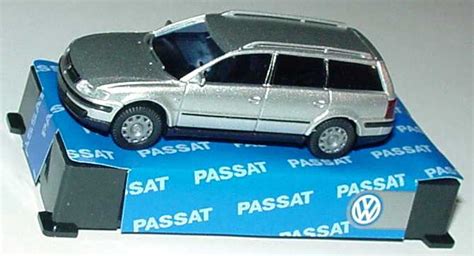 VW Passat 97 Variant Silber Met Werbemodell AMW AWM In Der 1zu87