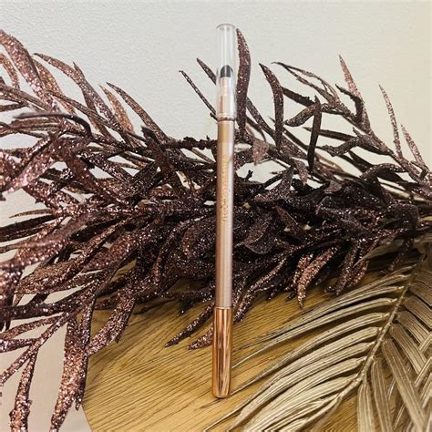 Nude By Nature Contour