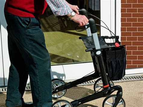 Walking Aids | Elderly Fall Prevention