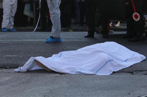 Travolto E Ucciso Da Due Uomini In Sella A Una Moto Rubata Era Venuto