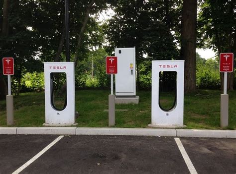 Tesla Free Charging Extension is as simple as a Referral Code ...