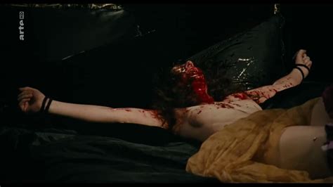 Alice Barnole nude pics página