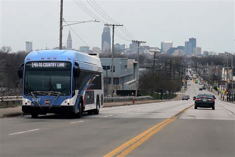 RTA rider satisfaction soars even as fare revenue lags - Signal Cleveland