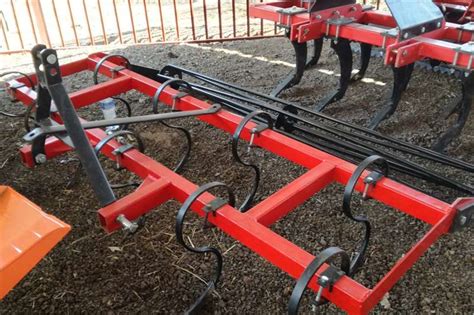 2020 New 9 Tine Spring Cultivator With Roller 25m Cultivators Tillage