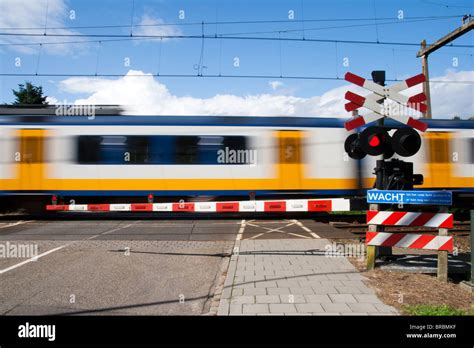 Dutch railway train hi-res stock photography and images - Alamy