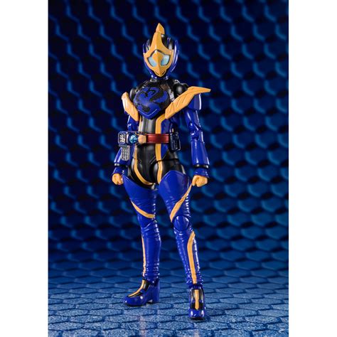 S H Figuarts KAMEN RIDER JEANNE COBRA GENOME LOVEKOV KUJAKU GENOME