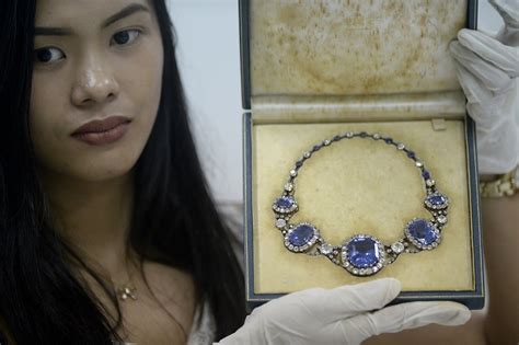 Imelda Marcoss 21 Million Jewelry Collection Will Go To Auction